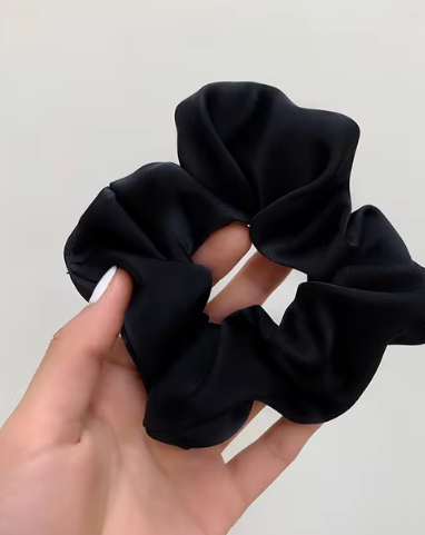 2 pcs scrunchies