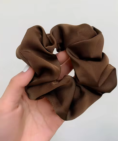 2 pcs scrunchies